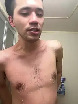 Snapshot of ryusei18570 chatting on February 2025 01:11:02 PM ryusei18570 online show from February 2025 01:11:02 PM