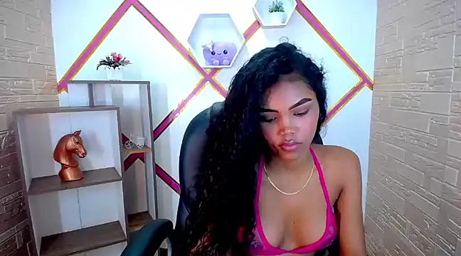 Melody Stan online show from February 2025 06:37:02 PM