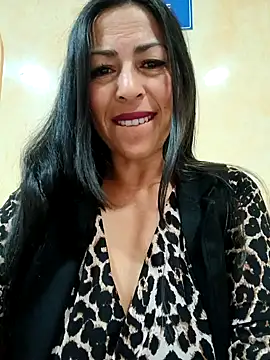 Snapshot of MARIANA-12_ chatting on January 2025 03:49:01 PM MARIANA-12 online show from January 2025 03:49:01 PM