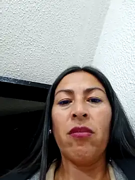 Snapshot of MARIANA-12_ chatting on February 2025 02:11:02 PM MARIANA-12 online show from February 2025 02:11:02 PM