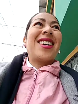 Snapshot of MARIANA-12_ chatting on October 2025 11:51:02 AM MARIANA-12 online show from October 2025 11:51:02 AM