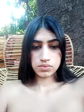 Julix A online show from January 2025 07:50:01 PM