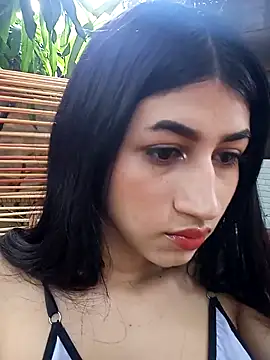 Julix A online show from February 2025 06:37:01 PM