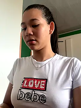 Snapshot of Amber_hot22 chatting on September 2025 05:40:01 PM Amber hot22 online show from September 2025 05:40:01 PM