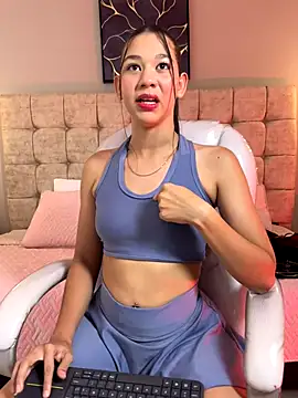 Snapshot of Amber_hot22 chatting on October 2025 08:20:02 PM Amber hot22 online show from October 2025 08:20:02 PM