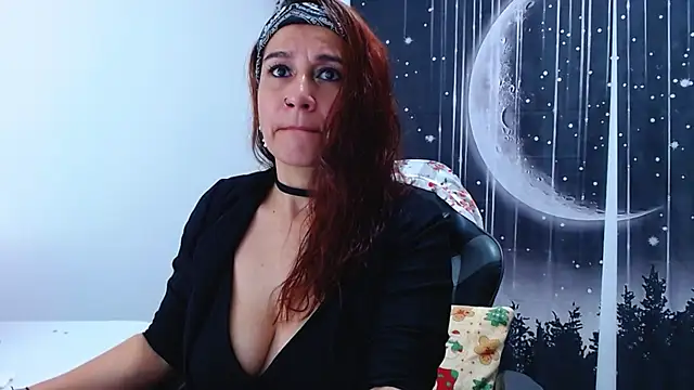 Hikaryfire online show from February 2026 07:03:02 PM