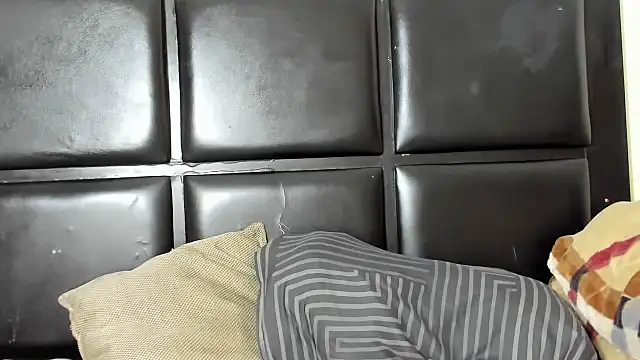 Sweetdelight86 online show from October 2025 01:47:02 AM