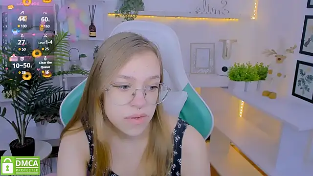 LayriantaVee online show from January 2025 07:04:02 AM