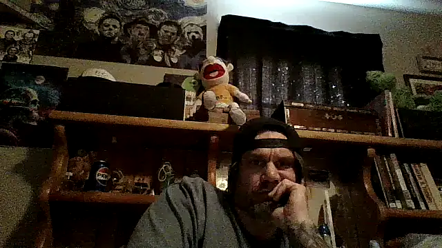 Snapshot of clitstitsandbongrips chatting on December 2024 09:17:01 PM clitstitsandbongrips online show from December 2024 09:17:01 PM