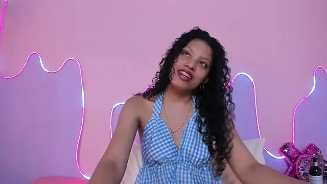 Snapshot of Mingie_Rouse chatting on May 2026 03:12:02 AM Mingie Rouse online show from May 2026 03:12:02 AM