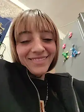 Dani pegin online show from December 2025 01:11:01 AM