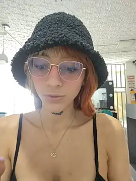 Snapshot of Dani_pegin chatting on May 2026 03:07:01 PM Dani pegin online show from May 2026 03:07:01 PM