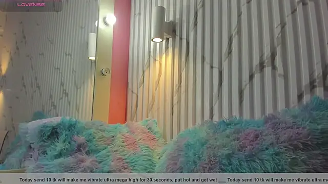 valentina lux online show from October 2025 07:14:01 PM