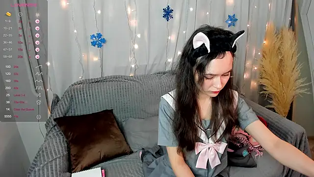 Emily Strikeee online show from December 2024 10:23:02 AM