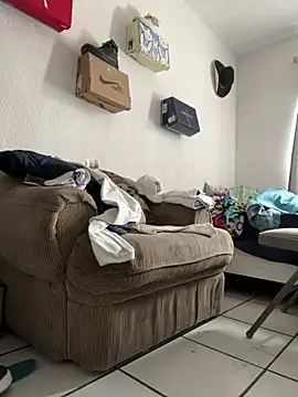 Snapshot of Hxnsovrgon chatting on February 2025 04:31:01 AM Hxnsovrgon online show from February 2025 04:31:01 AM