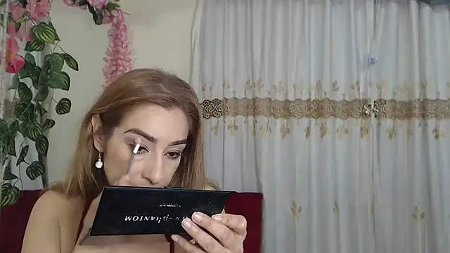 Madam dali online show from February 2025 12:40:01 PM