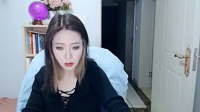 SuSushi728 online show from May 2026 03:06:01 PM