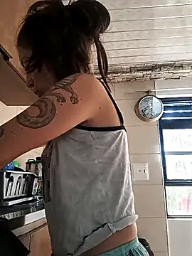 Tefannyy  online show from October 2025 01:42:02 PM