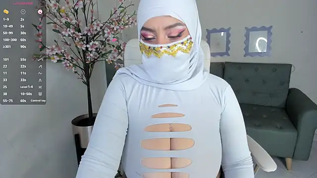 cloe sirena online show from September 2025 02:52:02 PM