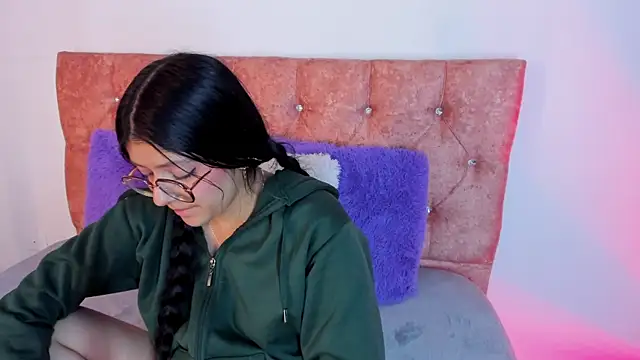 lana dol online show from February 2025 03:05:01 PM