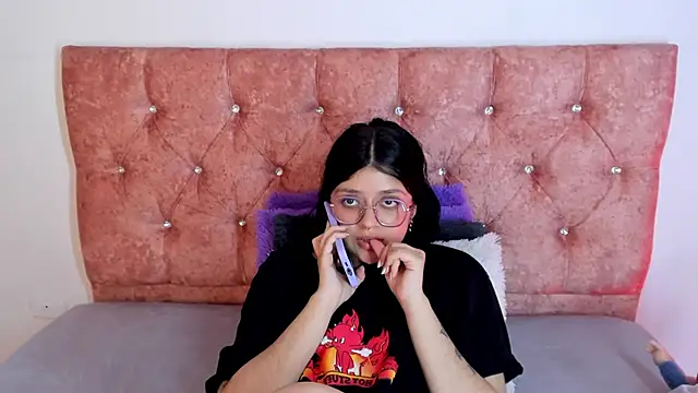 lana dol online show from March 2025 06:56:01 PM