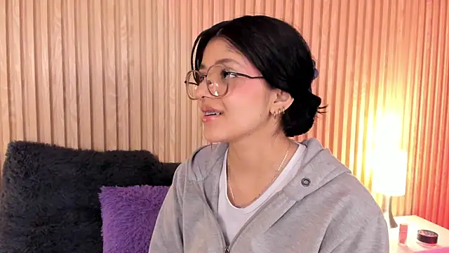 lana dol online show from September 2025 01:00:02 PM