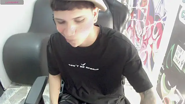 Snapshot of Brayan_lopezz chatting on January 2025 12:48:01 PM Brayan lopezz online show from January 2025 12:48:01 PM