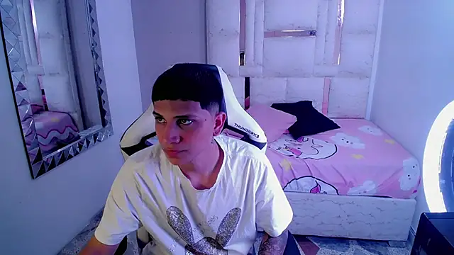 Snapshot of Brayan_lopezz chatting on March 2025 12:45:02 PM Brayan lopezz online show from March 2025 12:45:02 PM