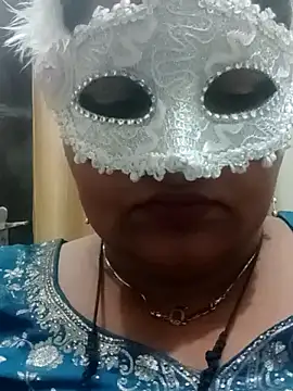 Snapshot of seemi_bhabhi chatting on January 2025 09:03:01 AM seemi bhabhi online show from January 2025 09:03:01 AM