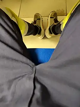 coppiapazza online show from December 2024 09:17:01 PM