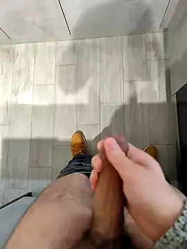 coppiapazza online show from February 2025 07:38:01 PM