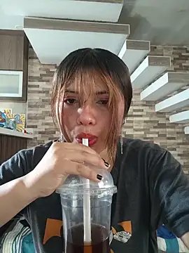 Snapshot of Elsa_sweet chatting on June 2026 08:32:02 PM Elsa sweet online show from June 2026 08:32:02 PM