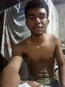 Snapshot of Reynold2608 chatting on December 2024 04:41:01 AM Reynold2608 online show from December 2024 04:41:01 AM