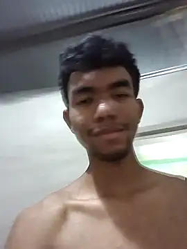 Snapshot of Reynold2608 chatting on December 2024 11:37:02 PM Reynold2608 online show from December 2024 11:37:02 PM