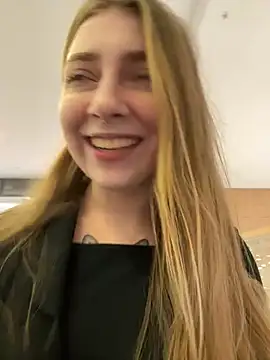 Sunny   Bunny online show from December 2025 12:12:02 PM