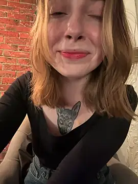 Snapshot of Sunny___Bunny chatting on July 2026 11:38:02 AM Sunny Bunny online show from July 2026 11:38:02 AM