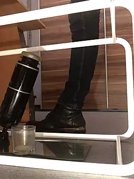 Snapshot of Inseminator69 chatting on December 2024 03:06:01 PM Inseminator69 online show from December 2024 03:06:01 PM