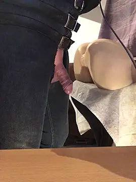 Snapshot of Inseminator69 chatting on February 2025 10:29:02 AM Inseminator69 online show from February 2025 10:29:02 AM