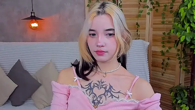 Snapshot of as1an_girlfriend chatting on January 2025 03:31:01 AM as1an girlfriend online show from January 2025 03:31:01 AM