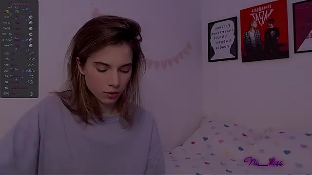 Snapshot of _ni_kiss chatting on March 2025 06:07:01 PM ni kiss online show from March 2025 06:07:01 PM