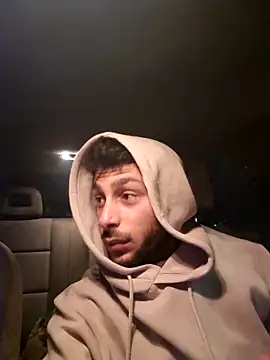 Snapshot of Iulianmarius12 chatting on February 2026 05:57:02 PM Iulianmarius12 online show from February 2026 05:57:02 PM