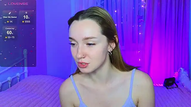 Snapshot of Wild_Sophie_ chatting on January 2026 03:36:01 PM Wild Sophie online show from January 2026 03:36:01 PM