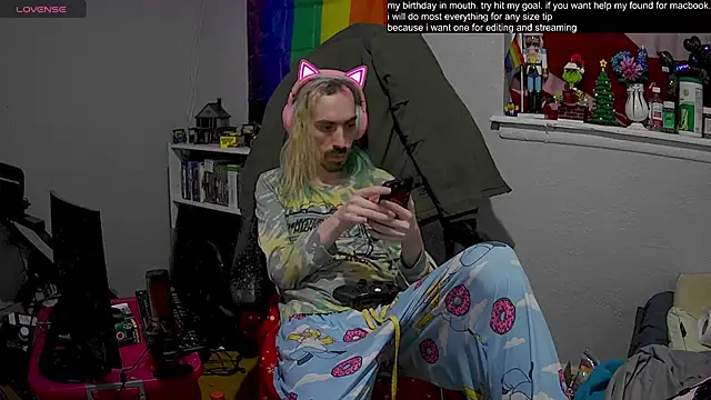 tallnerdyguy online show from February 2025 02:07:01 AM