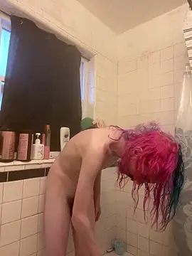 tallnerdyguy online show from February 2025 11:41:01 PM