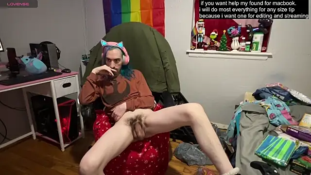 tallnerdyguy online show from March 2025 02:41:02 AM