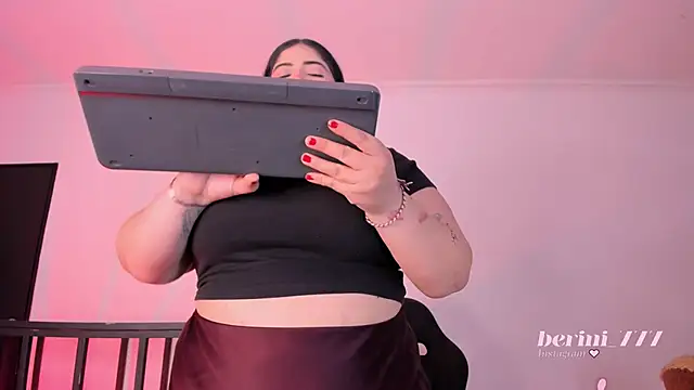 AmberiniHoffman online show from June 2026 11:44:01 AM