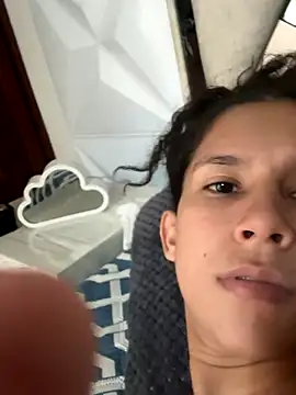 Snapshot of Antonella_and_axel_ chatting on September 2025 09:15:01 PM Antonella and axel  online show from September 2025 09:15:01 PM