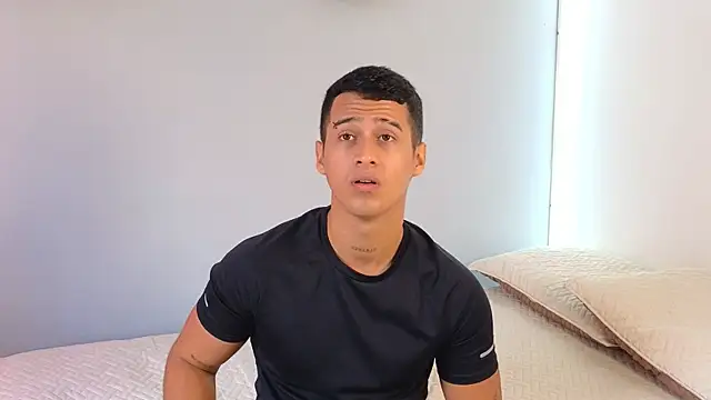 hot69temptation  online show from January 2025 02:47:02 PM