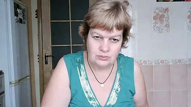 Snapshot of Ettie_Tonia chatting on January 2025 12:18:01 PM Ettie Tonia online show from January 2025 12:18:01 PM