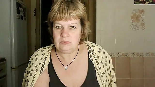 Snapshot of Ettie_Tonia chatting on February 2025 04:40:01 PM Ettie Tonia online show from February 2025 04:40:01 PM